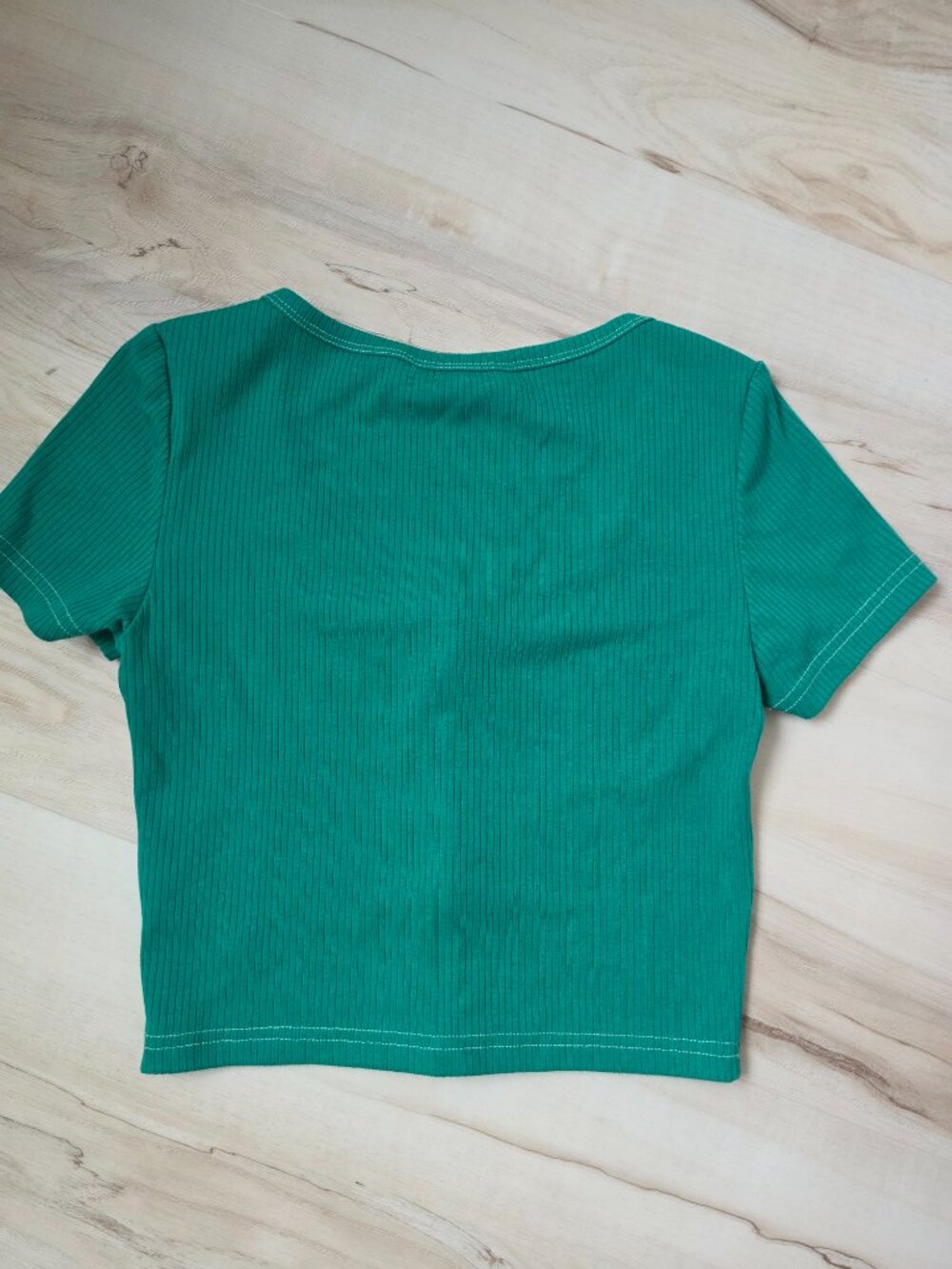 Urban Revivo Green Ribbed Knit Button-Up Crop Top Size US 2 - Picture 2 of 8